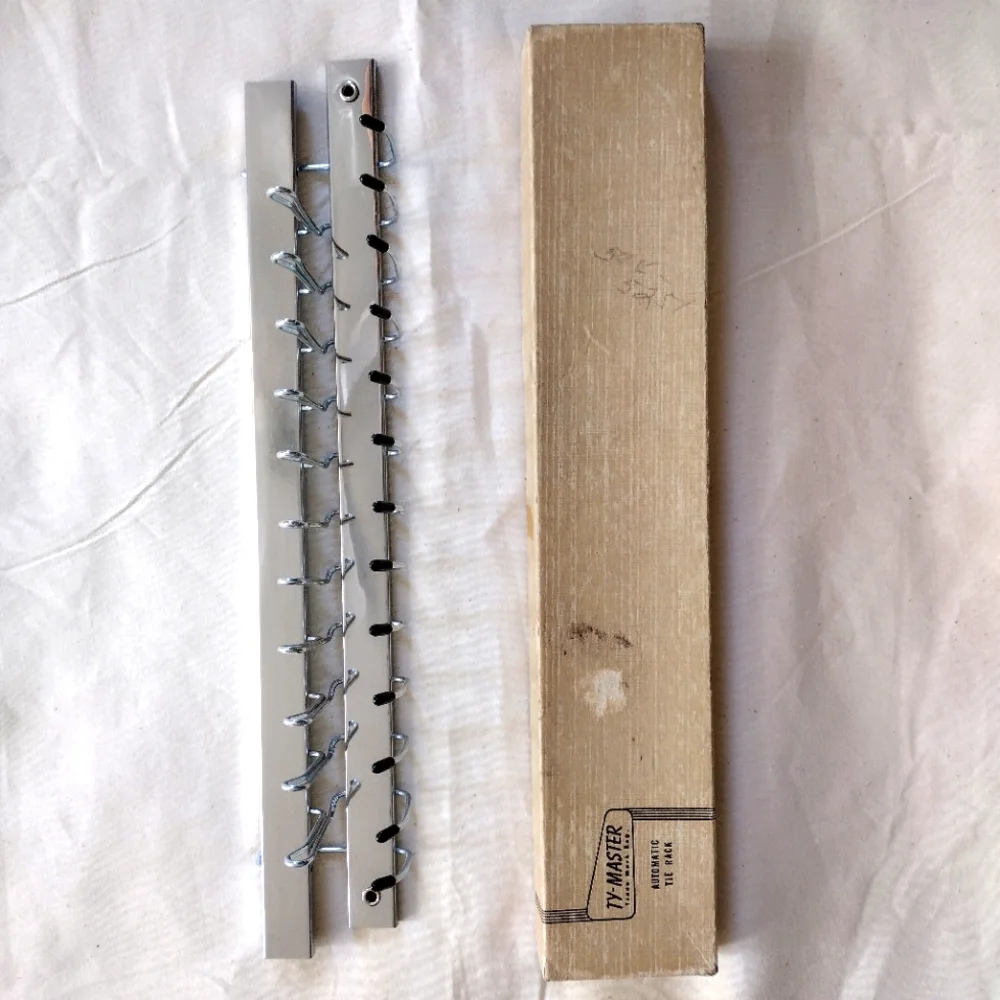 Vintage TY-Master automatic tie rack Chrome necktie holder